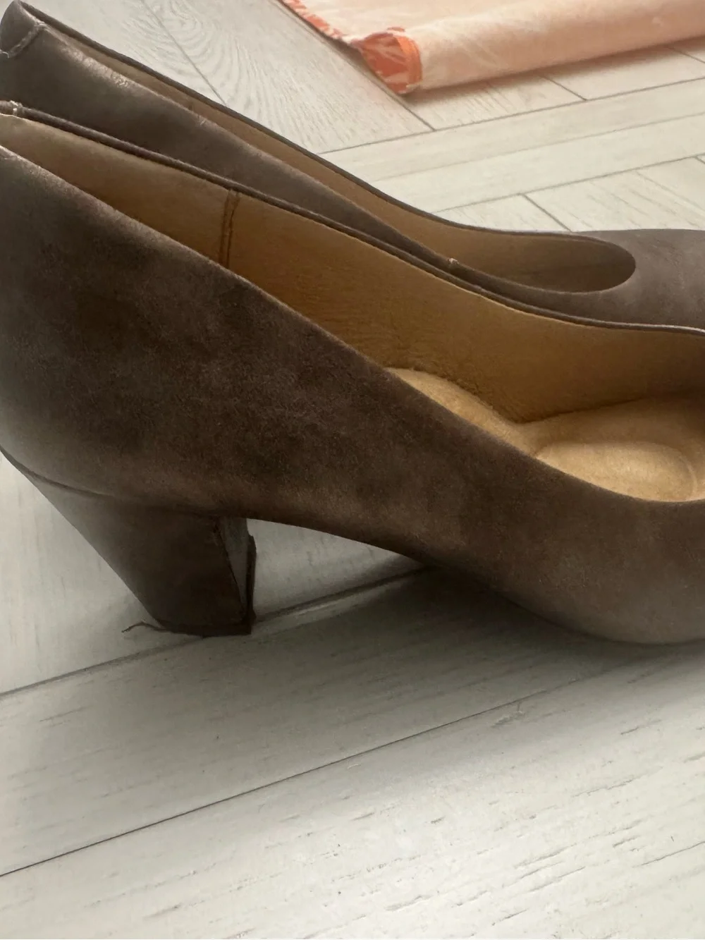 Sofft Metallic Bronze Round-Toe Women’s Heels
